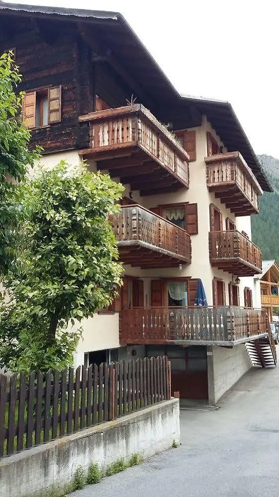 Apartments Roulette In 리비뇨